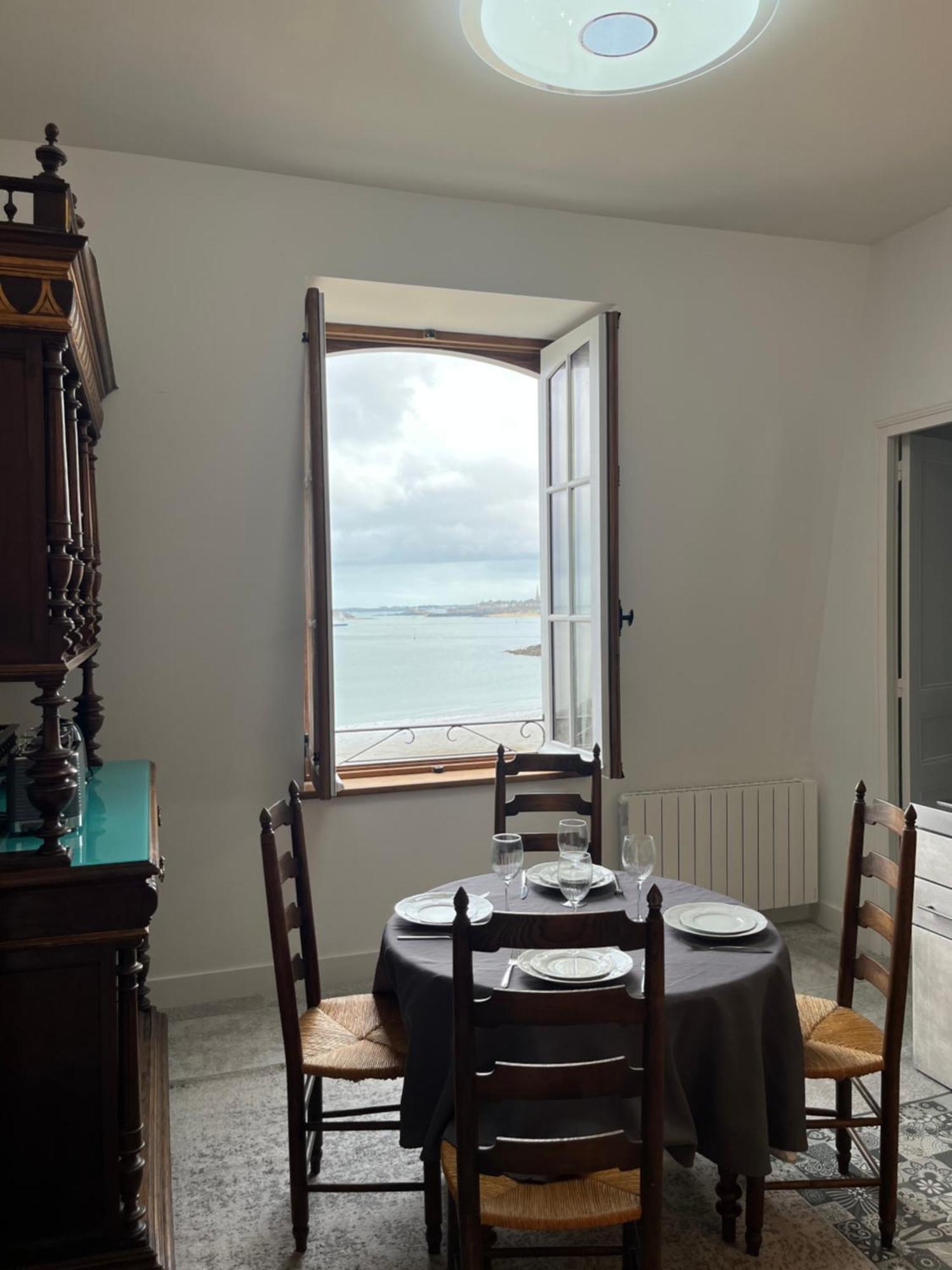 Le Royal XIX Vue Mer 212 Dinard Dış mekan fotoğraf